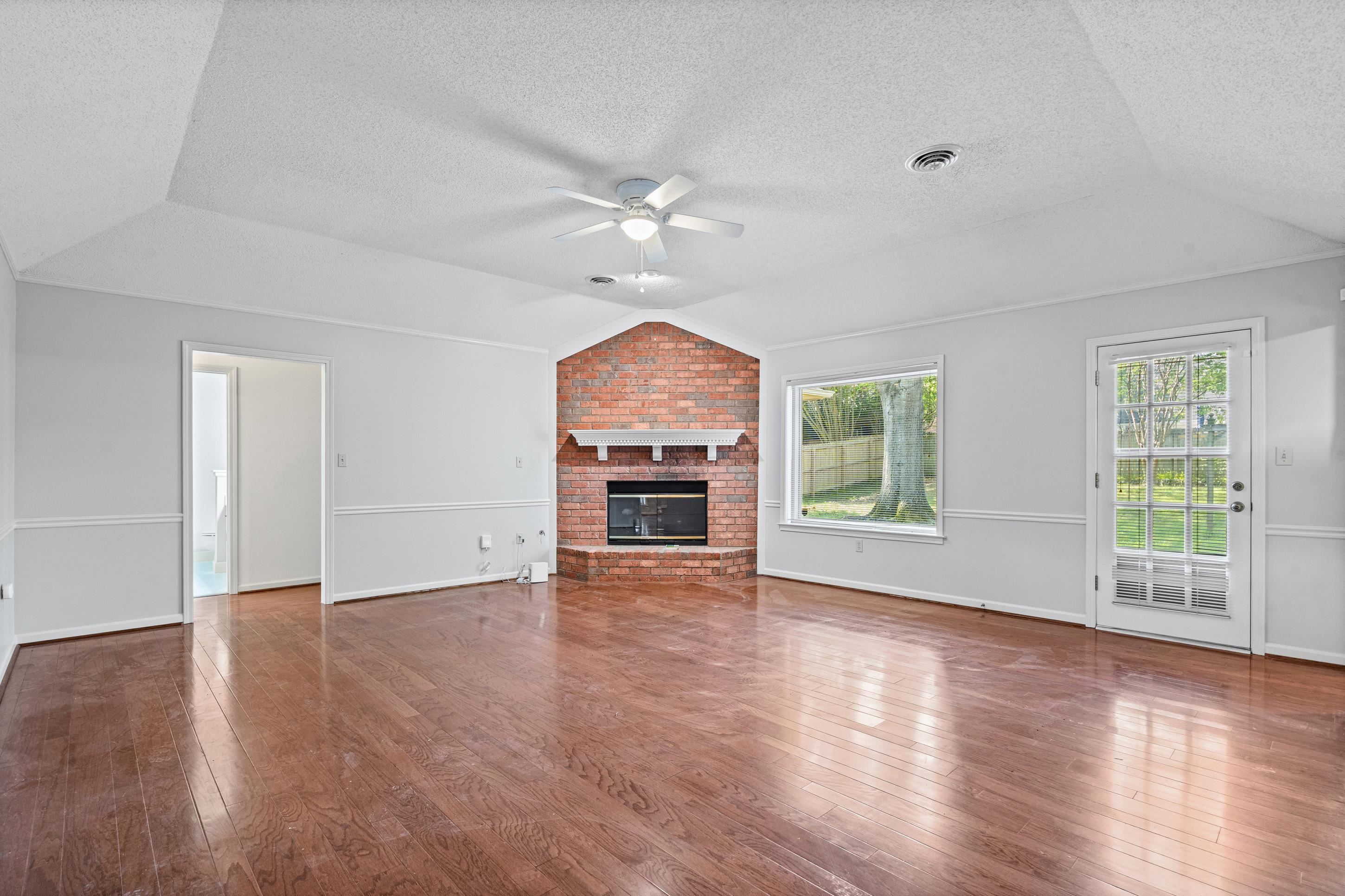 365 Scarlett's Way Collierville, TN 38017 - Photo 8 of 37