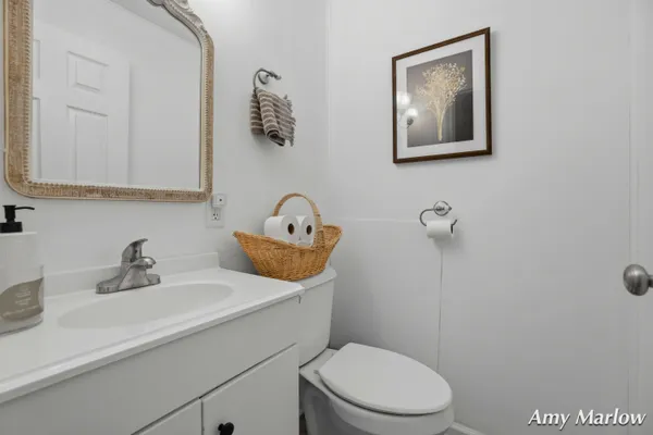 $187,000 | 6716 Cascade Road Southeast, Unit 39, Grand Rapids, MI 49546