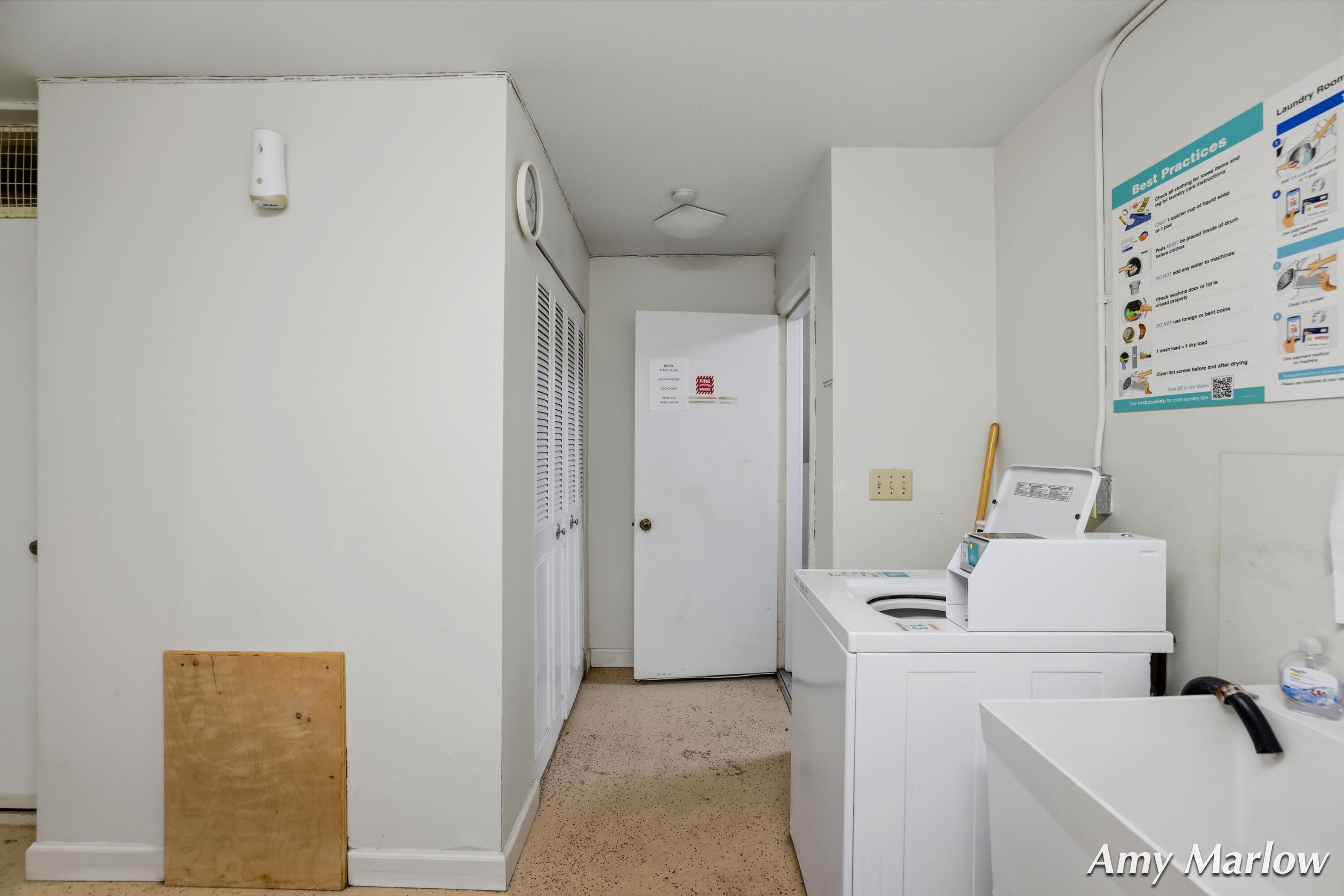 6716 Cascade Road Southeast, Unit 39 Grand Rapids, MI 49546 - Photo 20 of 32 laundry and storage