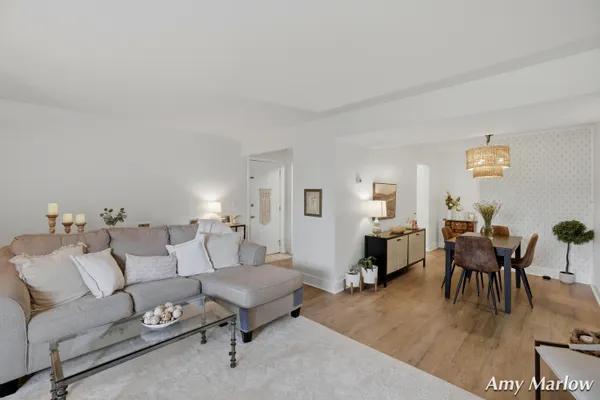 $187,000 | 6716 Cascade Road Southeast, Unit 39, Grand Rapids, MI 49546