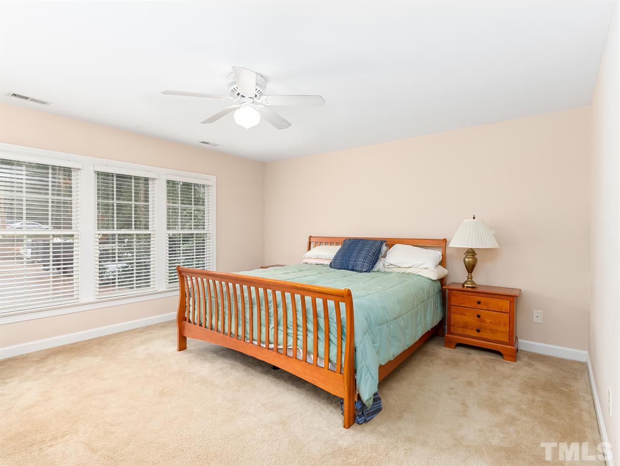 1102 Banbury Woods Place Raleigh, NC 27607 - Photo 13 of 21 Gallery Image 13