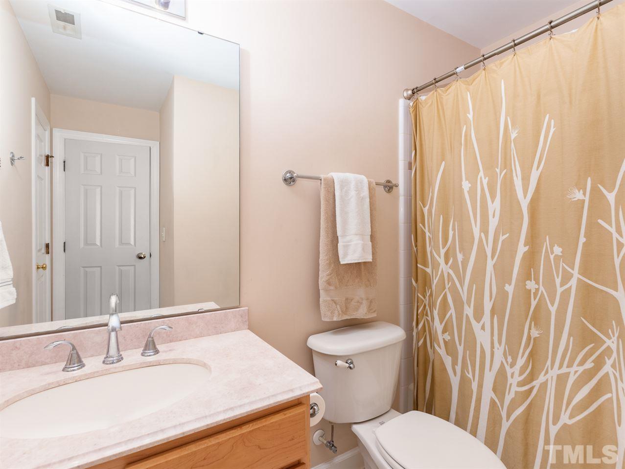 1102 Banbury Woods Place Raleigh, NC 27607 - Photo 19 of 21 Gallery Image 19