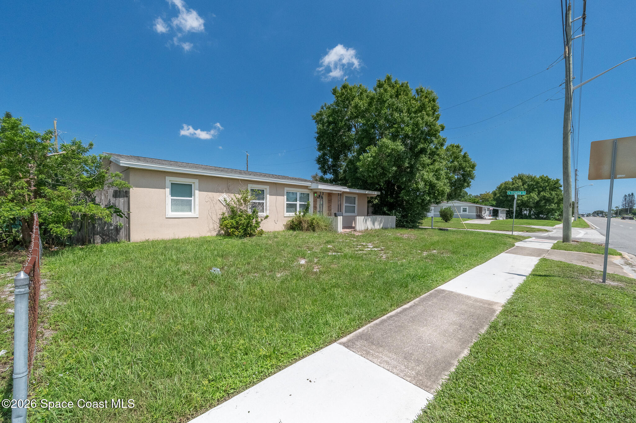 2512 Sarno Road Melbourne, FL 32935 - Photo 2 of 30 JCZ_0256-HDR