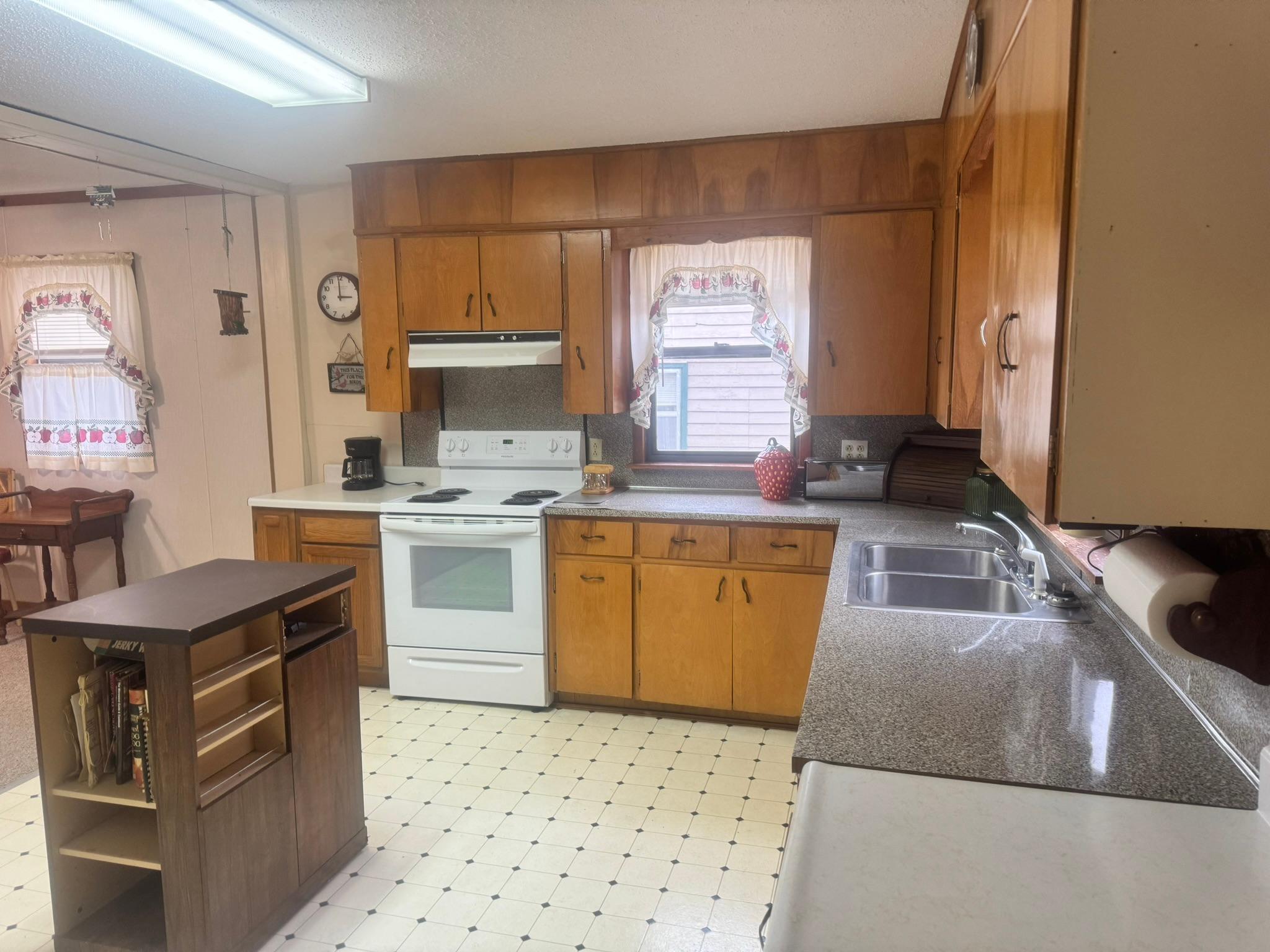 115 1st Street Southeast Akeley, MN 56433 - Photo 11 of 29