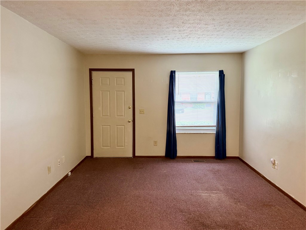 5253 Lamme Road Dayton, OH 45439 - Photo 11 of 87 Gallery Image 11