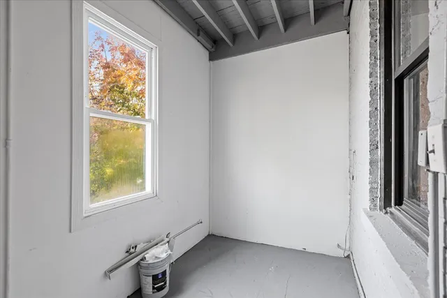 $2,850 | 3268 West Fullerton Avenue, Unit 2, Chicago, IL 60647