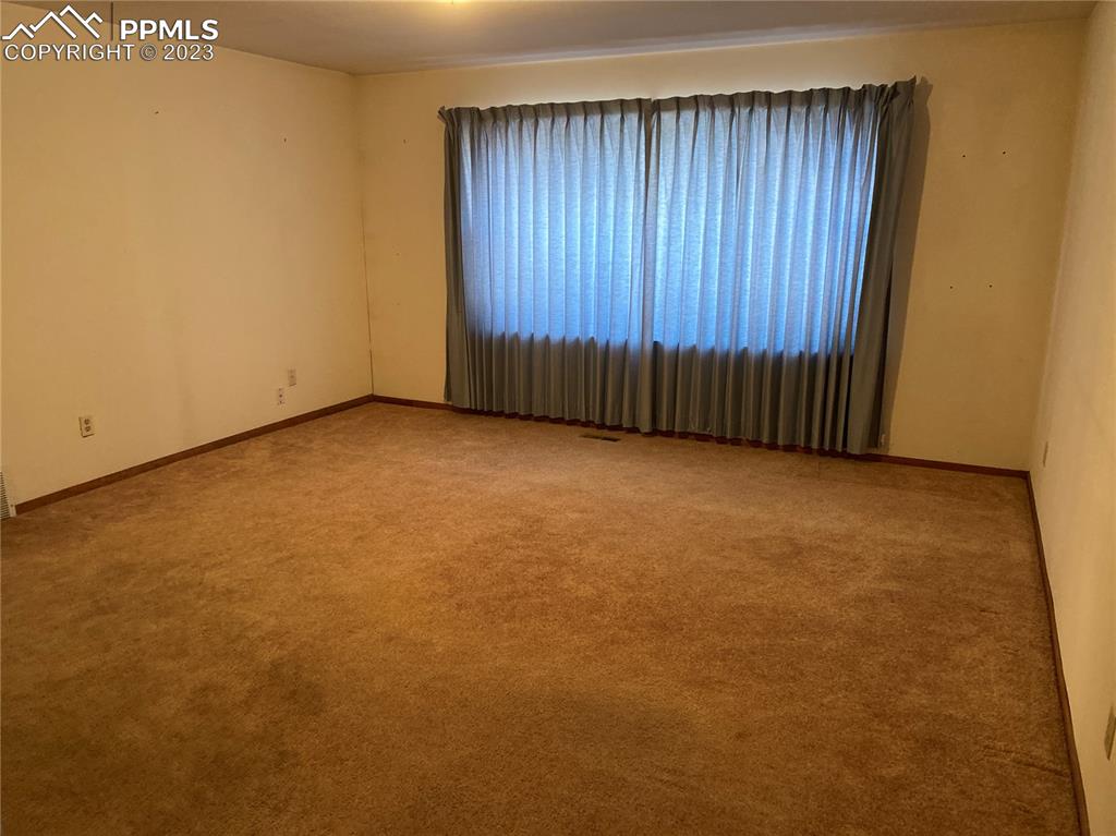 2150 Glenn Street Colorado Springs, CO 80904 - Photo 26 of 30 an empty room with windows