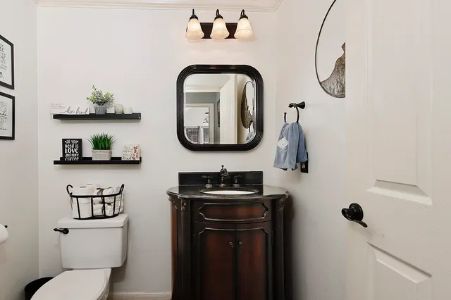 $4,600 | 31 Bluff Creek Place, The Woodlands, TX 77382