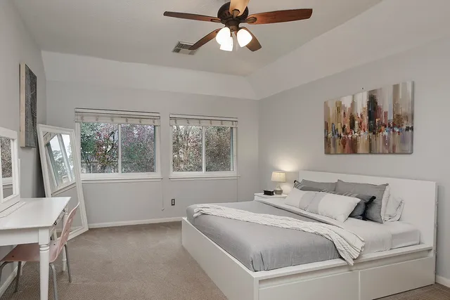 $4,600 | 31 Bluff Creek Place, The Woodlands, TX 77382