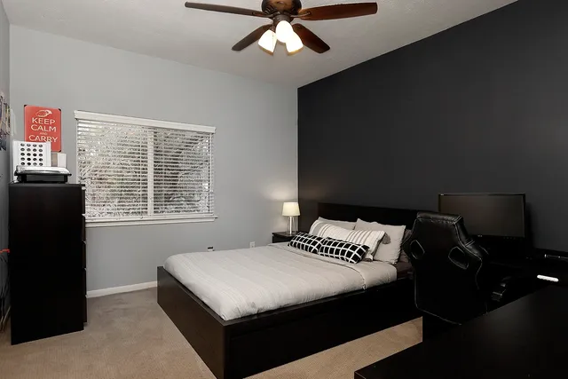 $4,600 | 31 Bluff Creek Place, The Woodlands, TX 77382