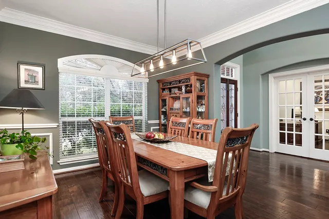 $4,600 | 31 Bluff Creek Place, The Woodlands, TX 77382