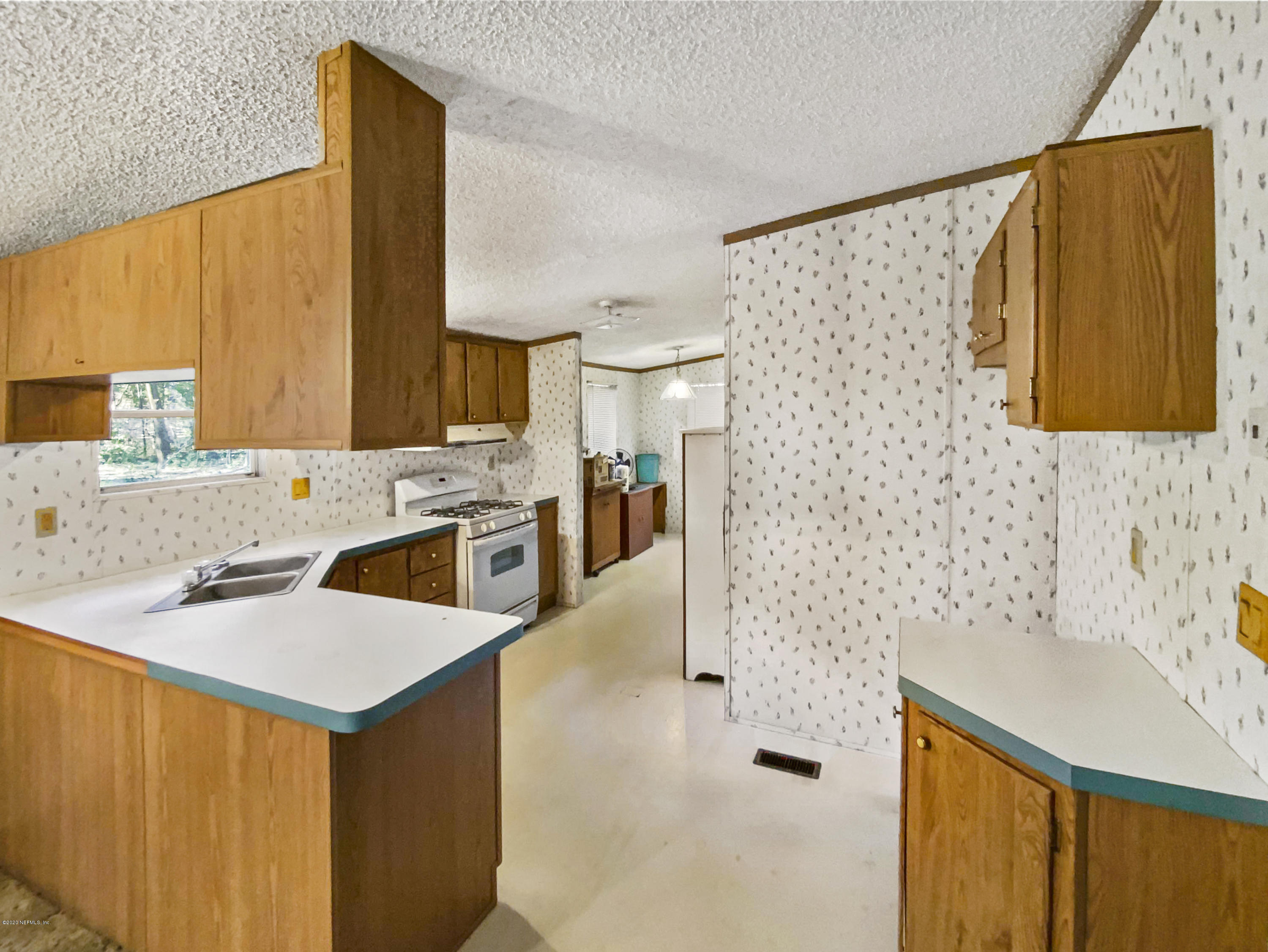 11461 Conn Road Jacksonville, FL 32218 - Photo 3 of 18 22EA356F-A898-49F6-B44F-D4C2A0CD9872