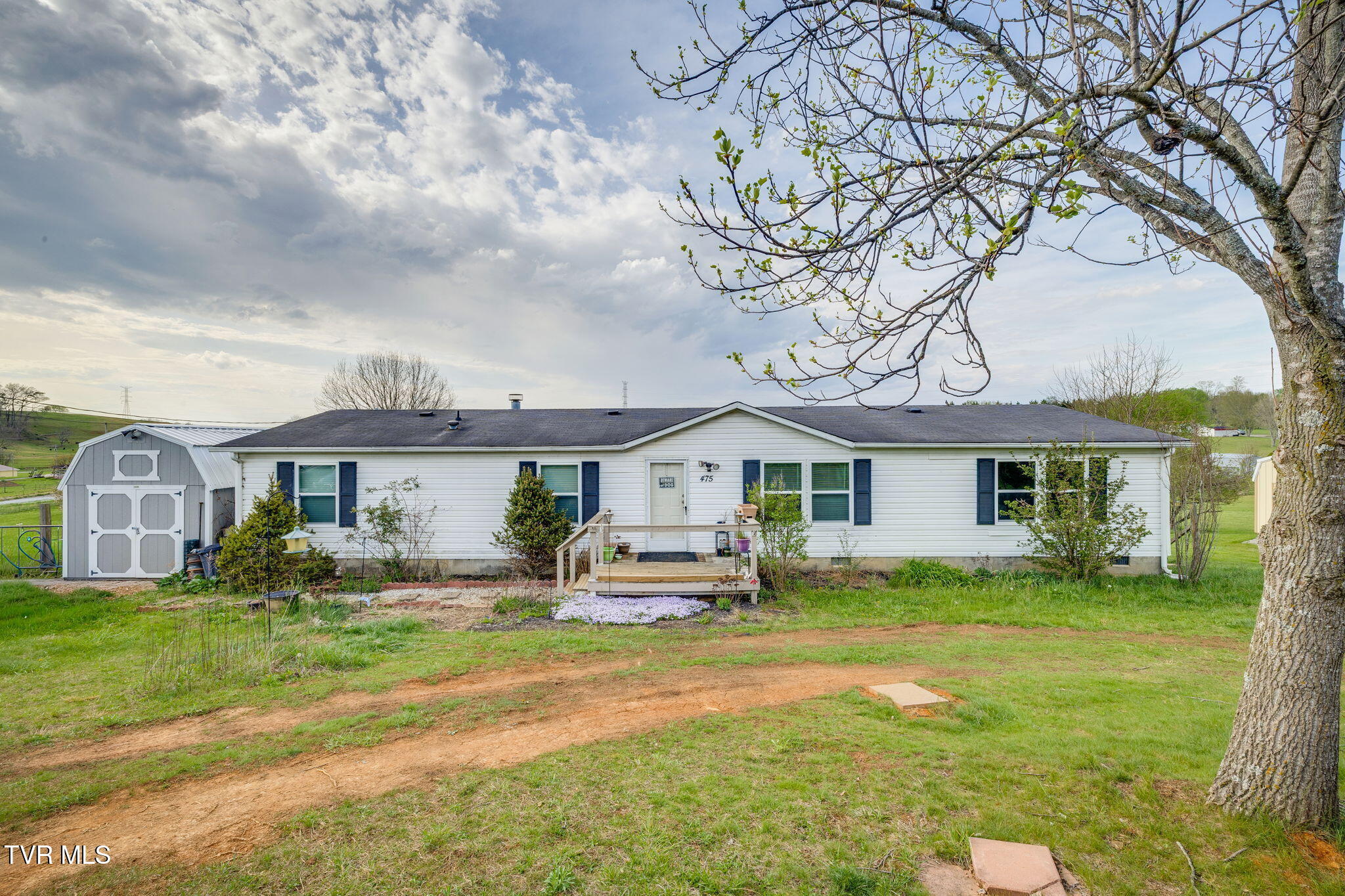 475 Bill West Road Limestone, TN 37681 - Photo 1 of 39 001