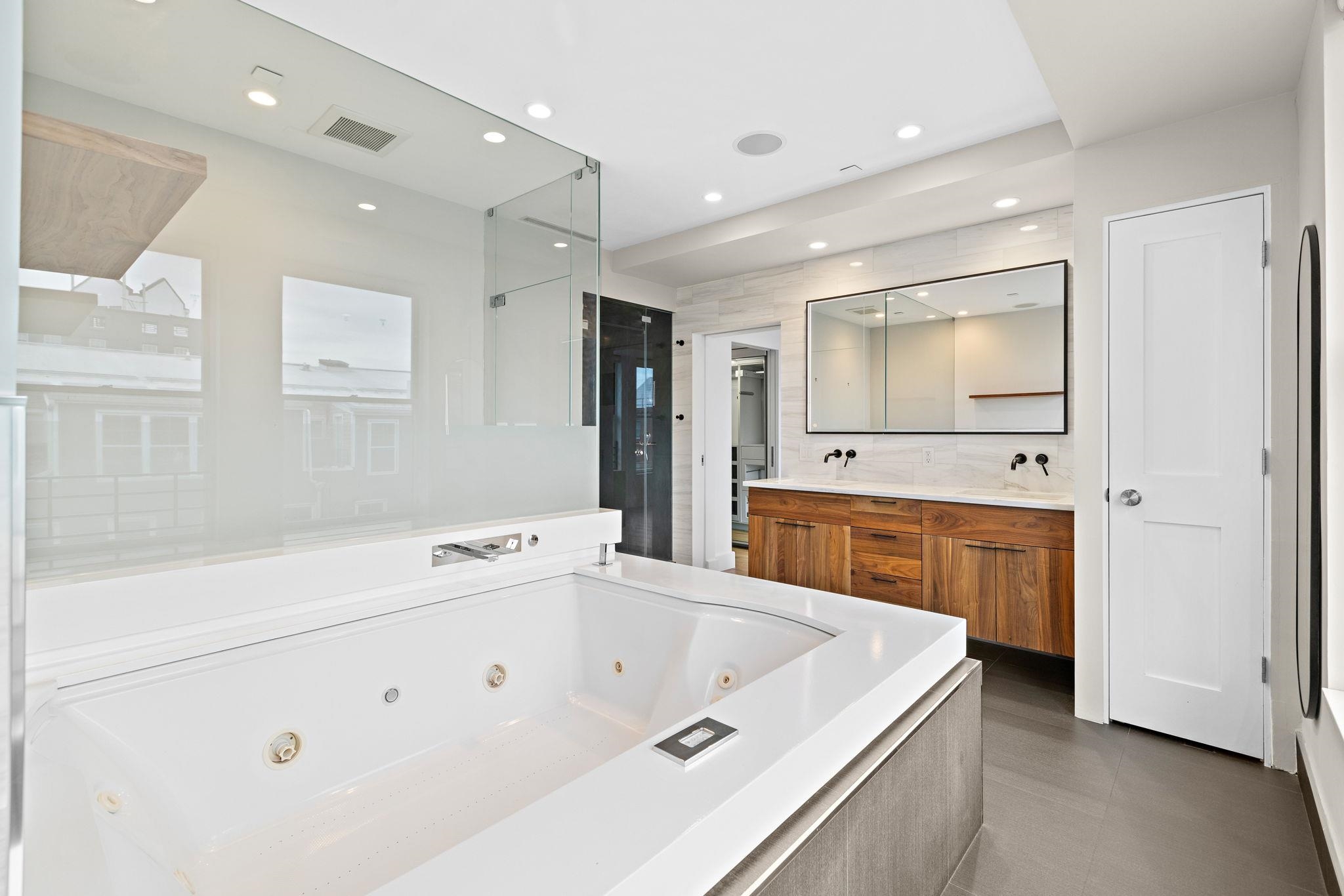 1100 Clinton Street, Unit 501 Hoboken, NJ 07030 - Photo 31 of 41