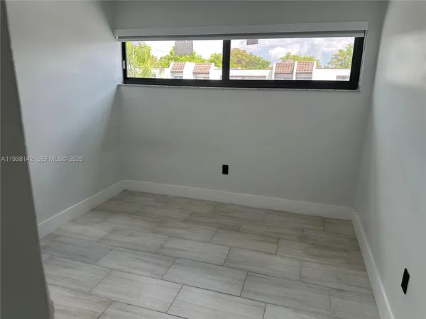 $2,950 | 6526 Kendale Lakes Drive, Unit 1405, Miami, FL 33183