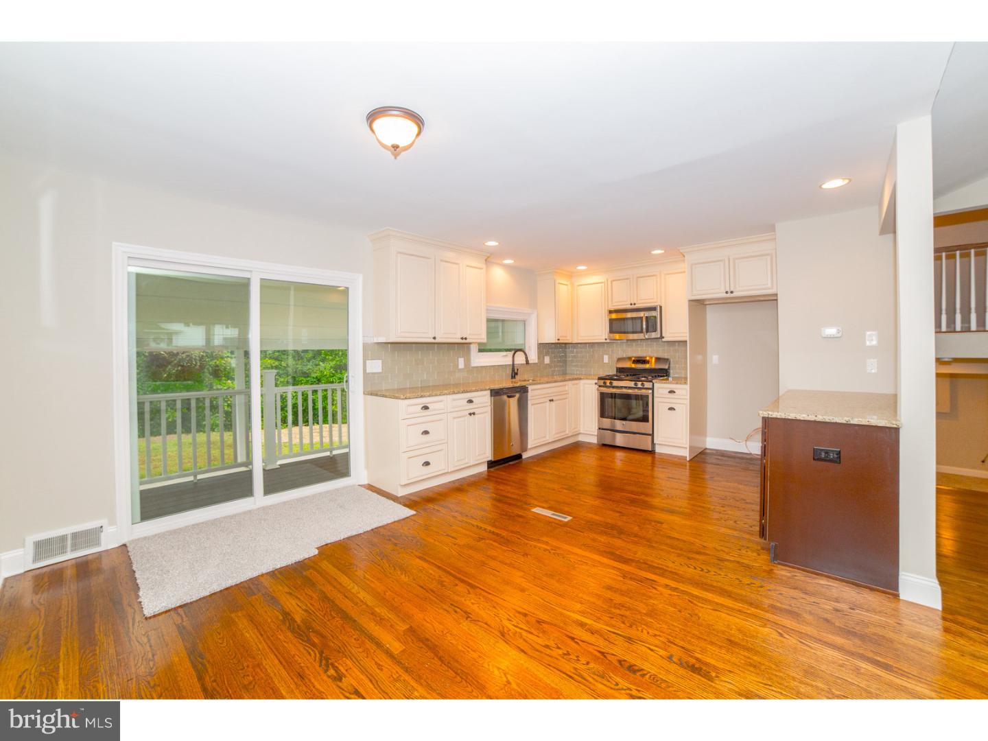 1609 Rose Glen Road Havertown, PA 19083 - Photo 3 of 25 Gallery Image 3