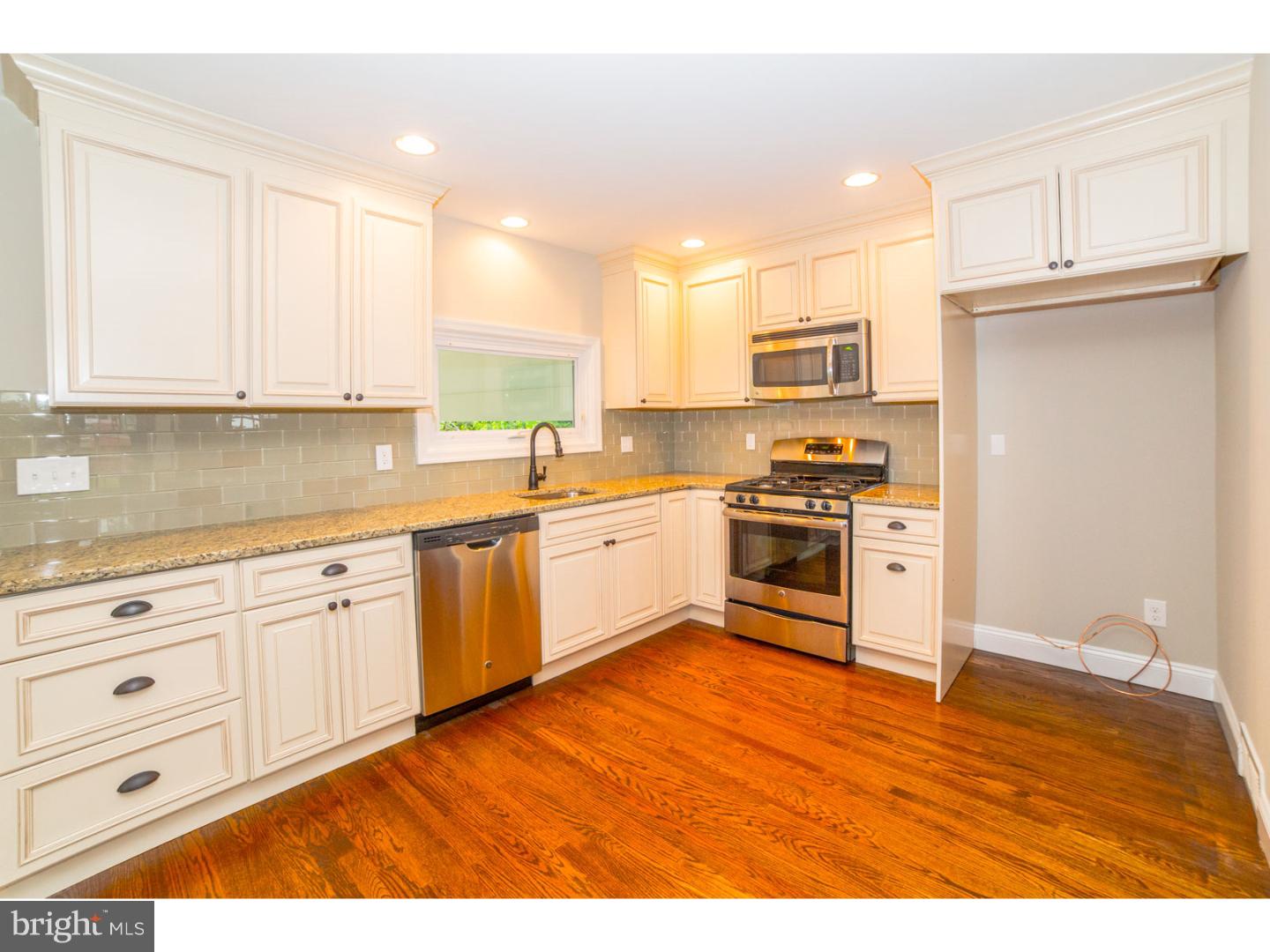 1609 Rose Glen Road Havertown, PA 19083 - Photo 5 of 25 Gallery Image 5