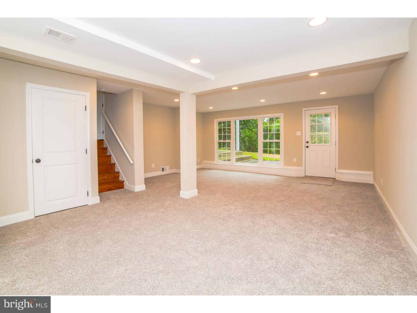1609 Rose Glen Road Havertown, PA 19083 - Photo 10 of 25 Gallery Image 10