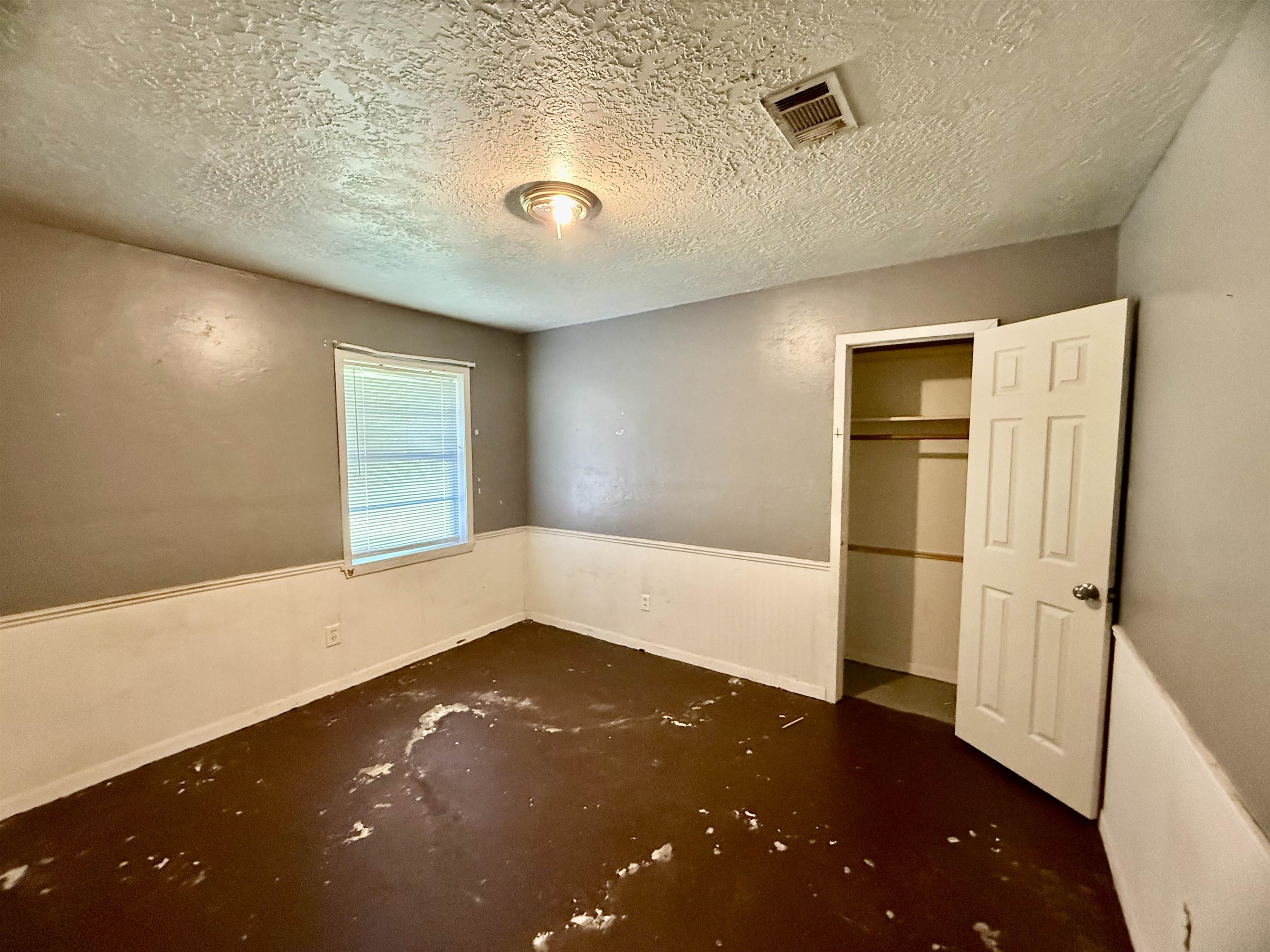 1135 Cooper Lane Silsbee, TX 77656 - Photo 10 of 17