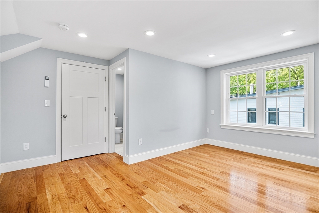 10-12 Edith Street, Unit 10 Arlington, MA 02474 - Photo 23 of 32
