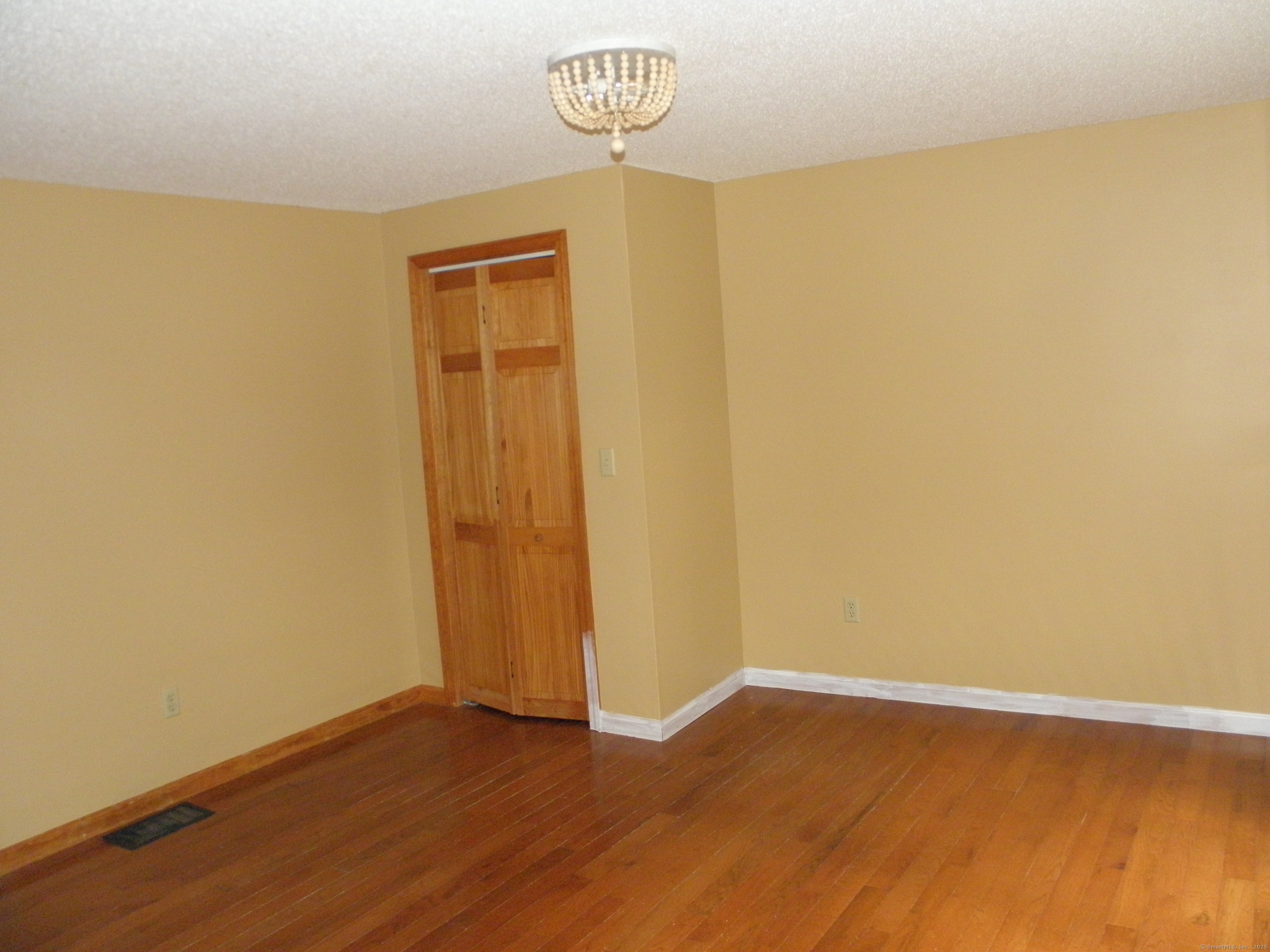 89 Harris Rd Extension Salem, CT 06420 - Photo 14 of 17