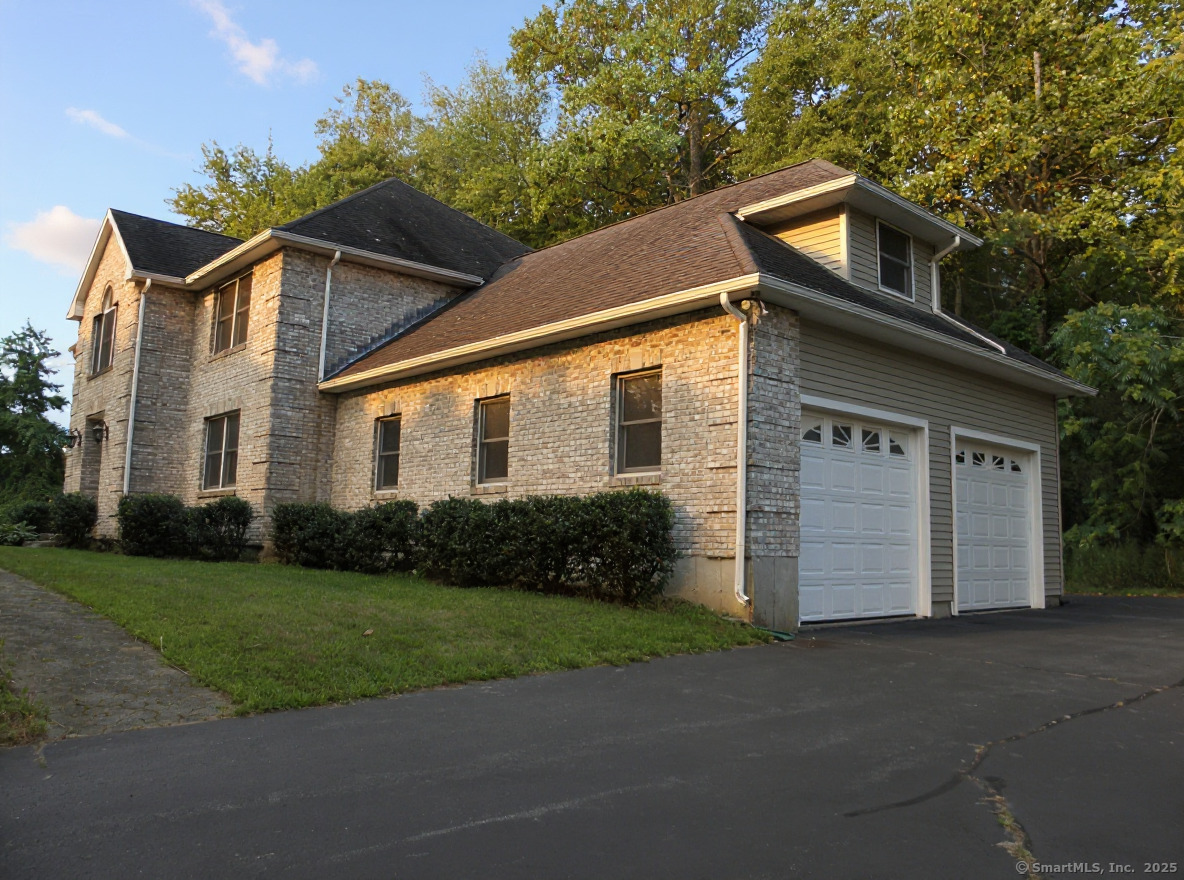 89 Harris Rd Extension Salem, CT 06420 - Photo 2 of 17