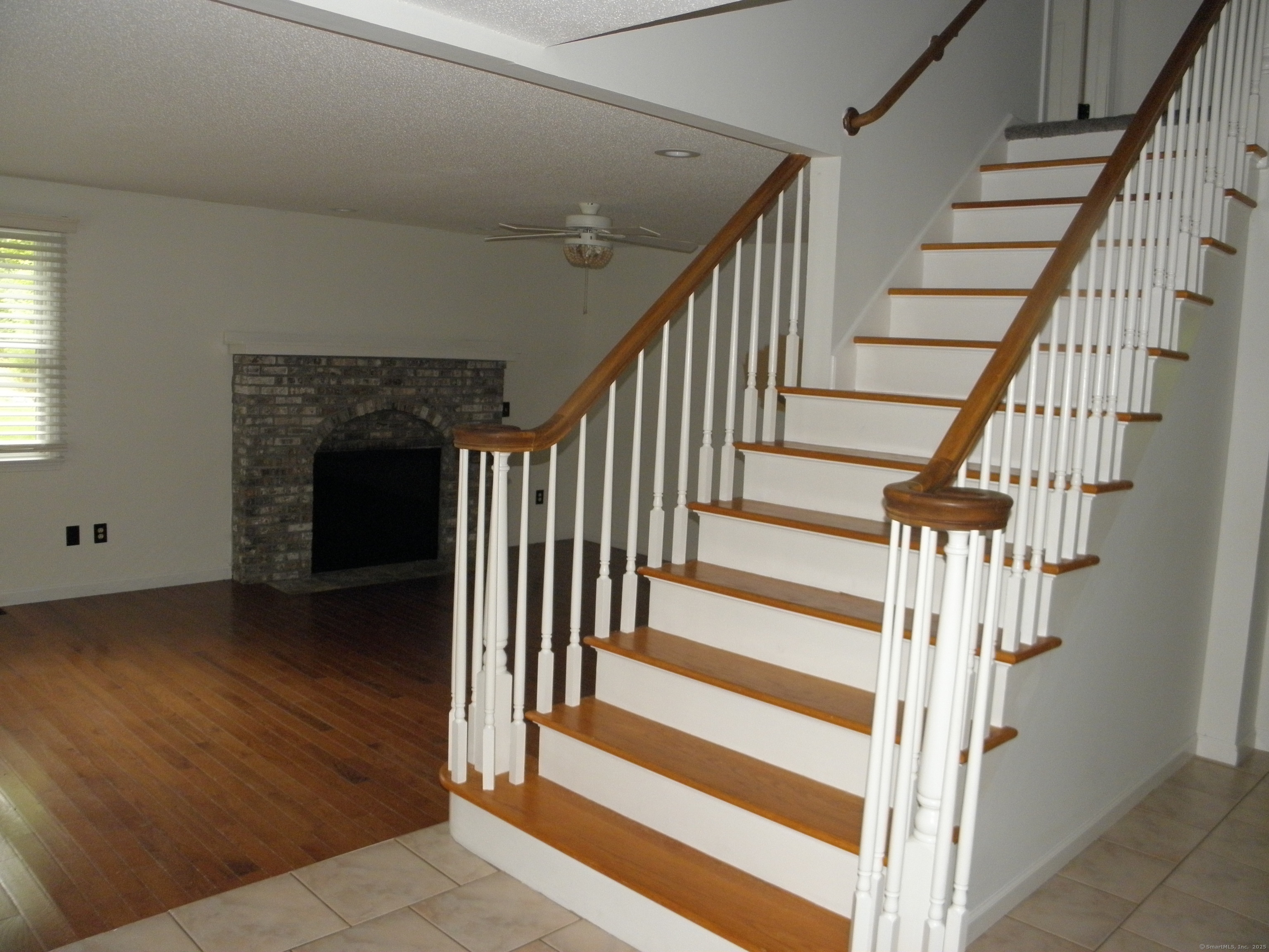 89 Harris Rd Extension Salem, CT 06420 - Photo 5 of 17