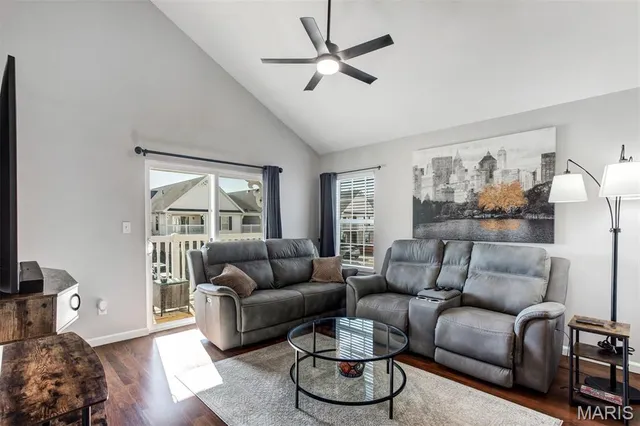 $180,000 | 172 Brandy Mill Circle, Unit E, High Ridge, MO 63049