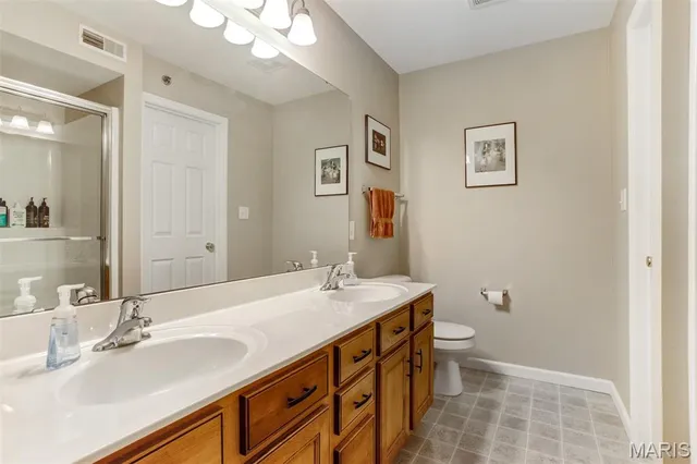 $180,000 | 172 Brandy Mill Circle, Unit E, High Ridge, MO 63049