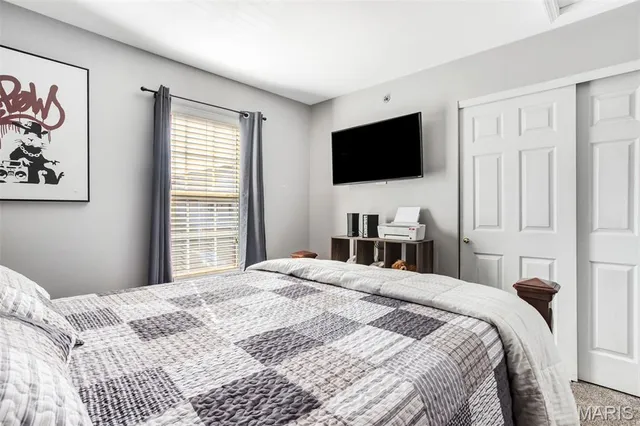 $180,000 | 172 Brandy Mill Circle, Unit E, High Ridge, MO 63049