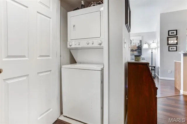 $180,000 | 172 Brandy Mill Circle, Unit E, High Ridge, MO 63049