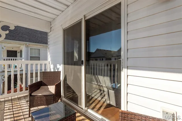 $180,000 | 172 Brandy Mill Circle, Unit E, High Ridge, MO 63049