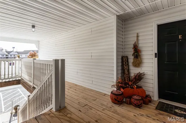 $180,000 | 172 Brandy Mill Circle, Unit E, High Ridge, MO 63049