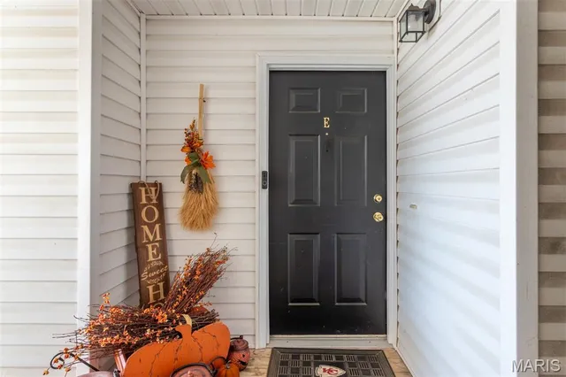 $180,000 | 172 Brandy Mill Circle, Unit E, High Ridge, MO 63049