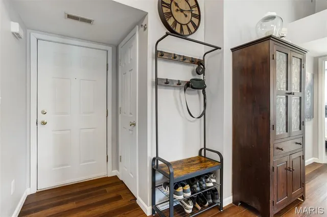 $180,000 | 172 Brandy Mill Circle, Unit E, High Ridge, MO 63049