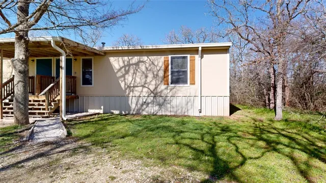 $1,100 | 5585 Straub Road, Unit 112, College Station, TX 77845