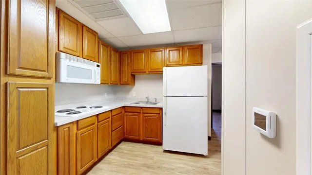 $1,100 | 5585 Straub Road, Unit 112, College Station, TX 77845