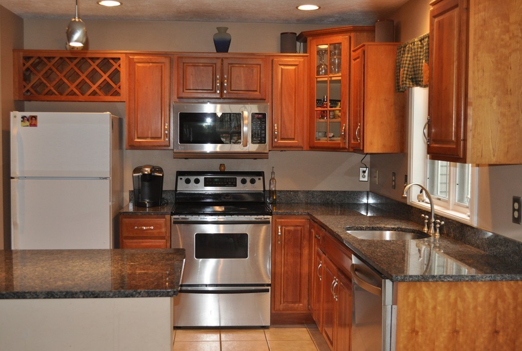 97 Klaus Anderson Road Southwick, MA 01077 - Photo 9 of 30 Gallery Image 9