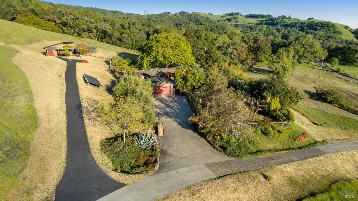 6960 Round Oak Road Penngrove, CA 94951 - Photo 10 of 58 a view of a garden