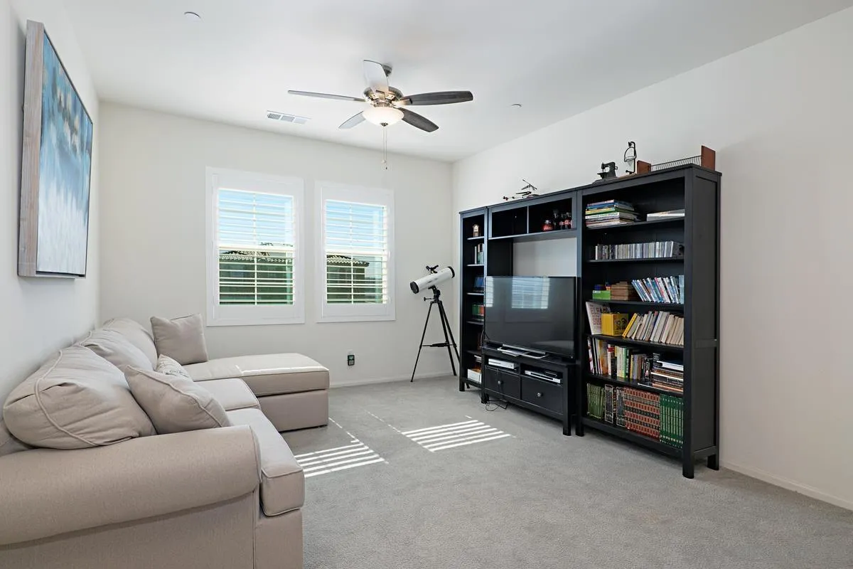 1209 Lorenzo Road Chula Vista, CA 91913 - Photo 14 of 28 Gallery Image 14