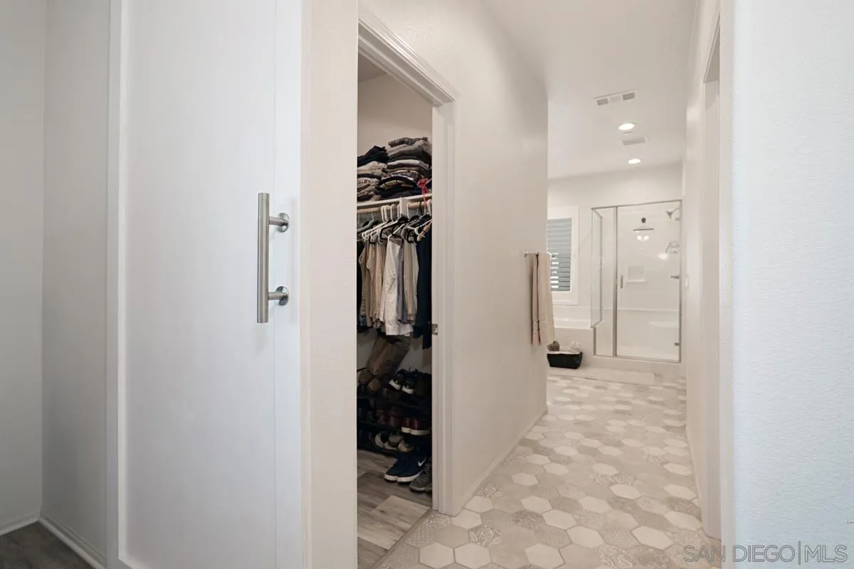 1209 Lorenzo Road Chula Vista, CA 91913 - Photo 17 of 28 Gallery Image 17