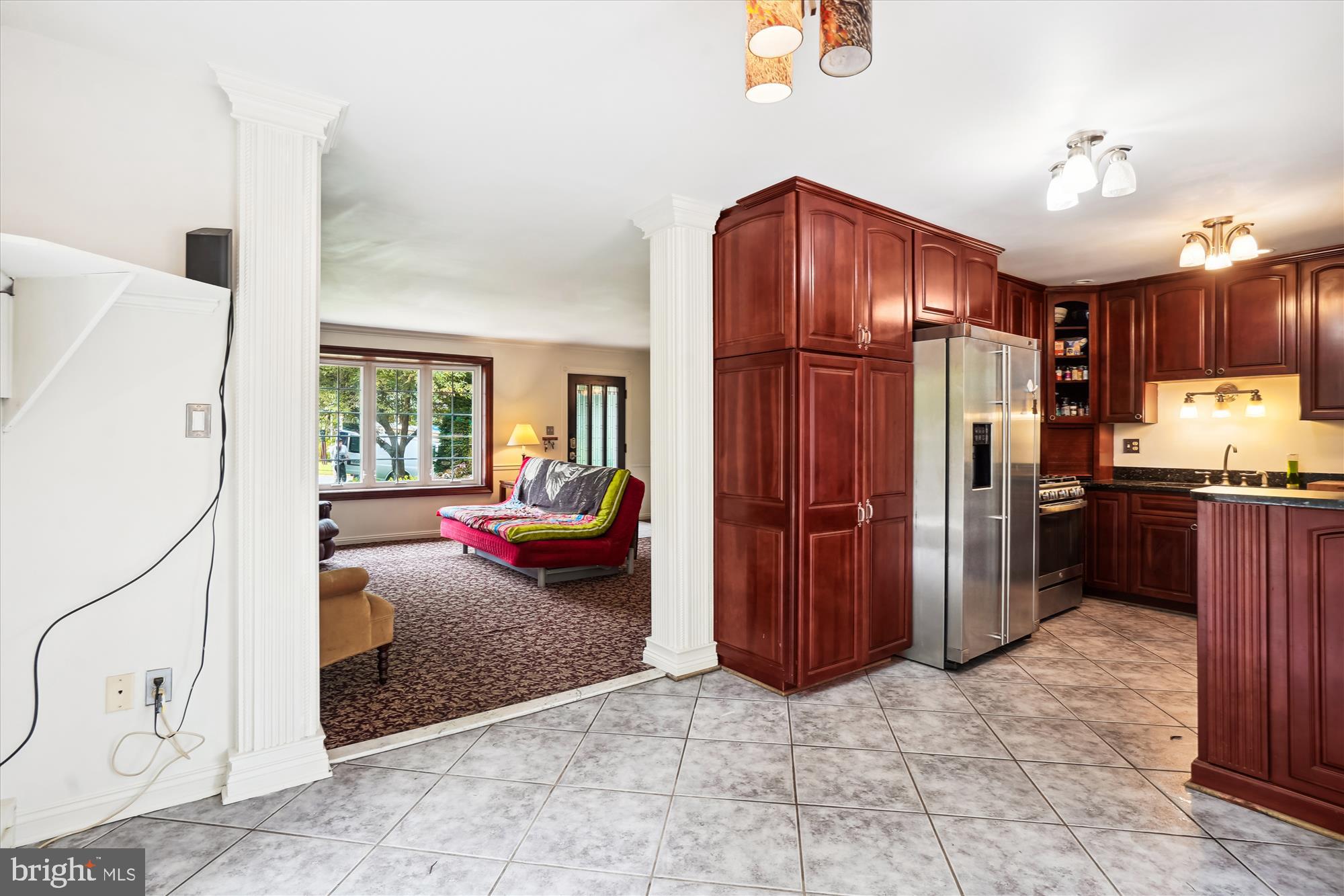 5231 Nutting Drive Springfield, VA 22151 - Photo 8 of 32 Dining Area