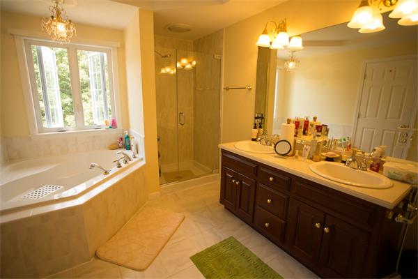 62 Highridge Road Bellingham, MA 02019 - Photo 8 of 28 Gallery Image 8