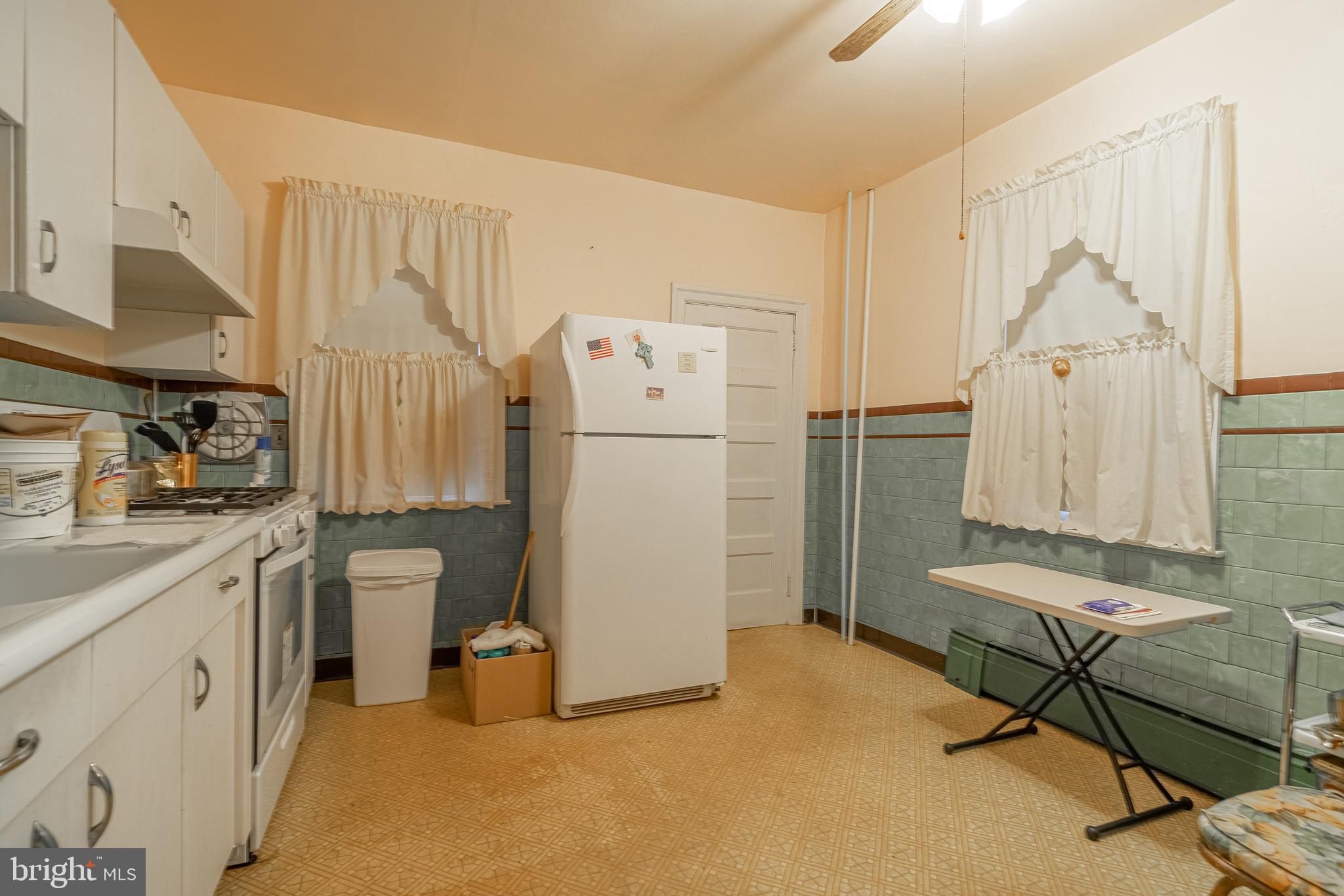1133 Marlyn Road Philadelphia, PA 19151 - Photo 12 of 27 Gallery Image 12