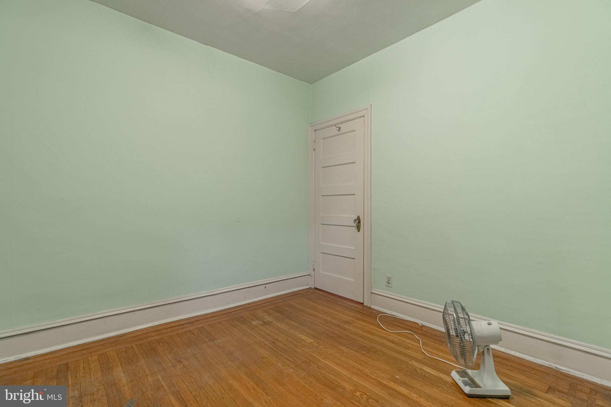 1133 Marlyn Road Philadelphia, PA 19151 - Photo 20 of 27 Bedroom 2