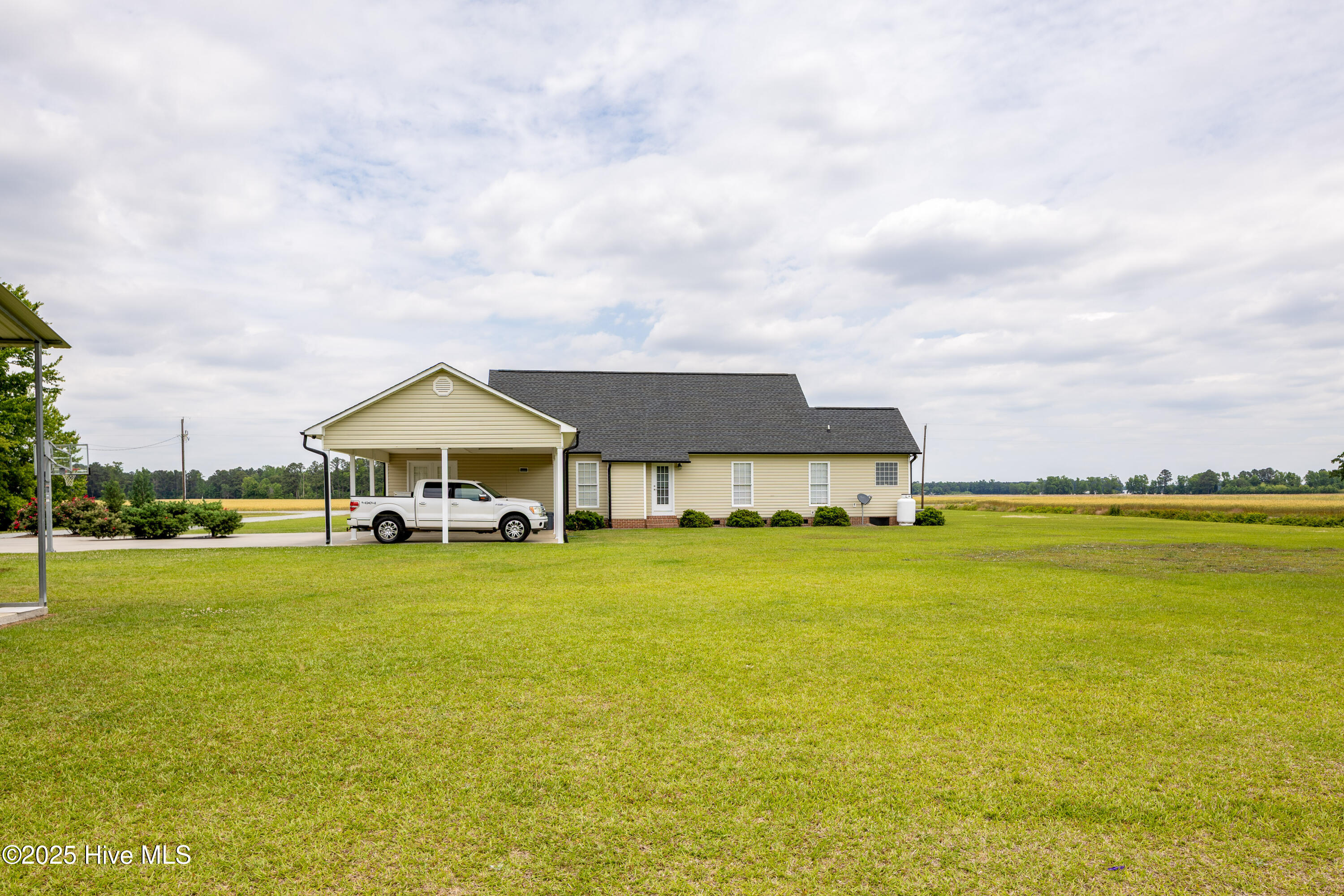 430 Rose Road Newton Grove, NC 28366 - Photo 41 of 48 430 Rose Rd43