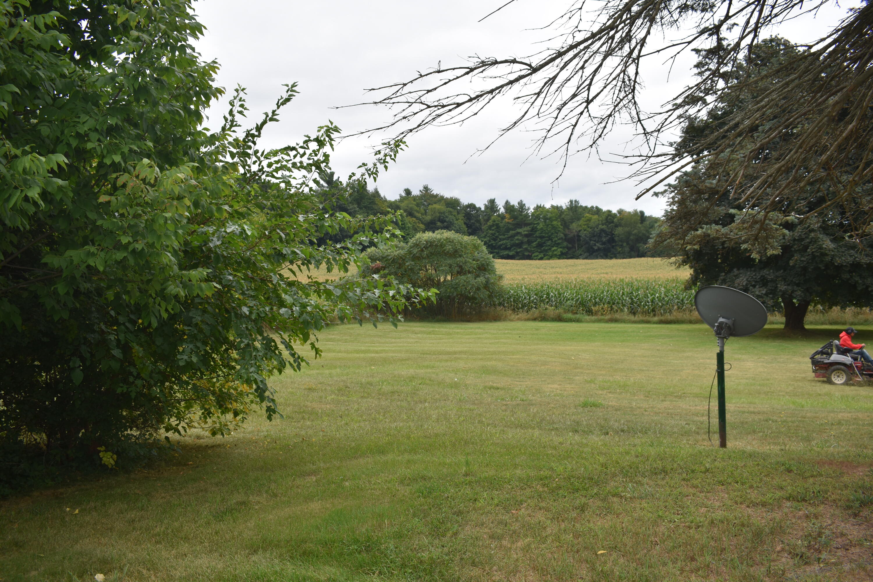 4202 South Maple Island Road Fremont, MI 49412 - Photo 5 of 15 DSC_0538