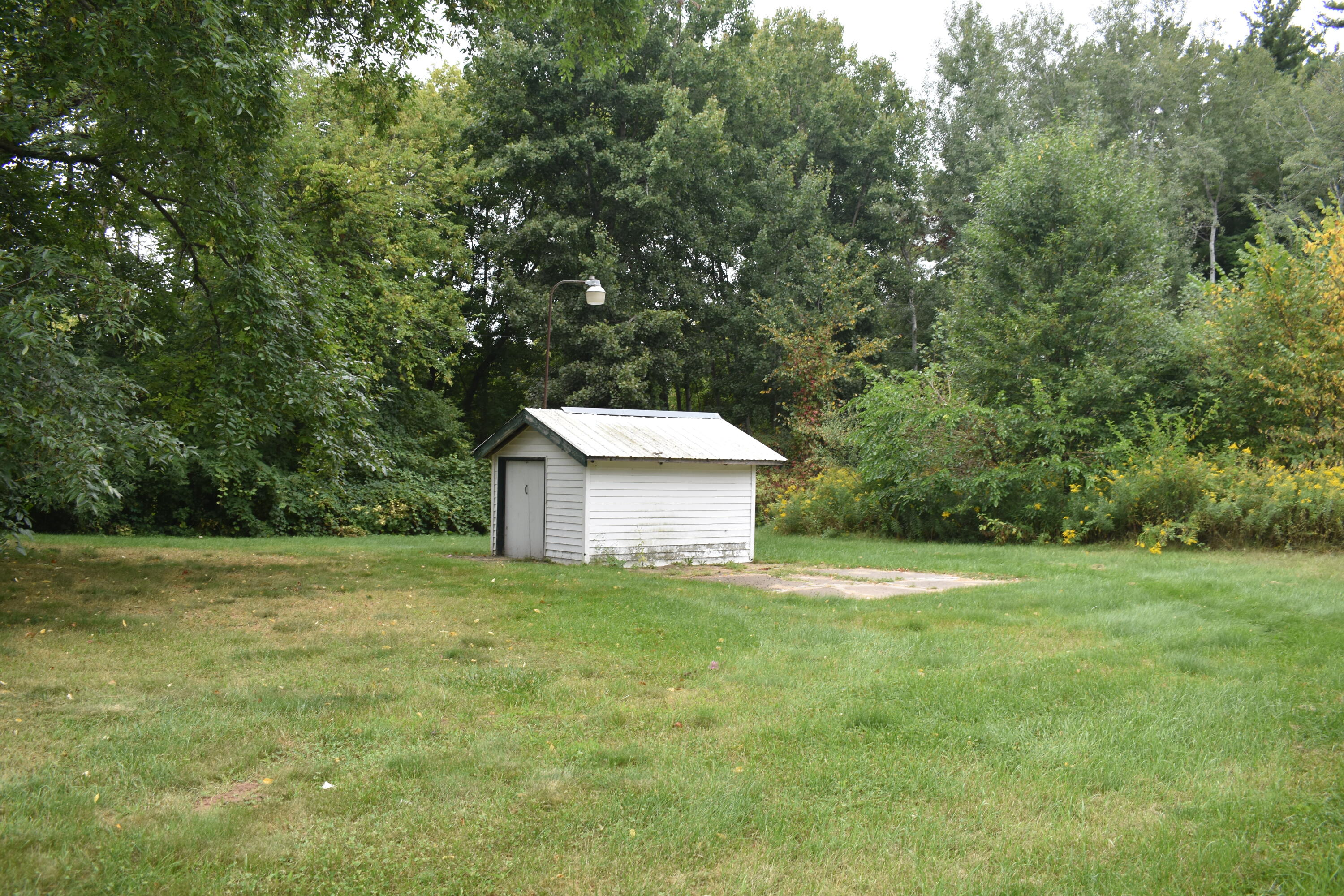 4202 South Maple Island Road Fremont, MI 49412 - Photo 8 of 15 DSC_0541