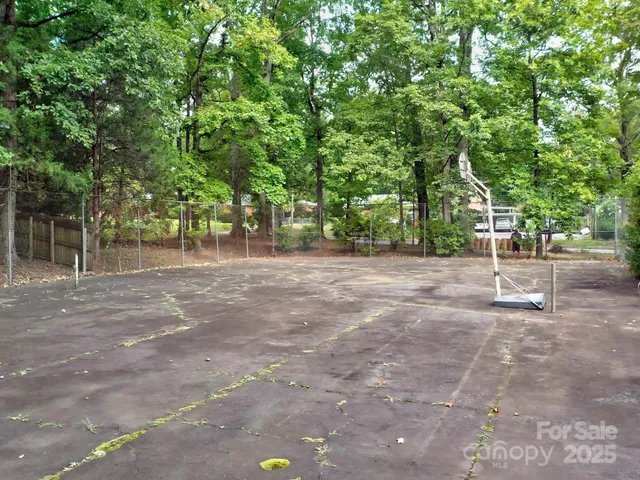 $627,000 | 324 North Sharon Amity Road, Charlotte, NC 28211