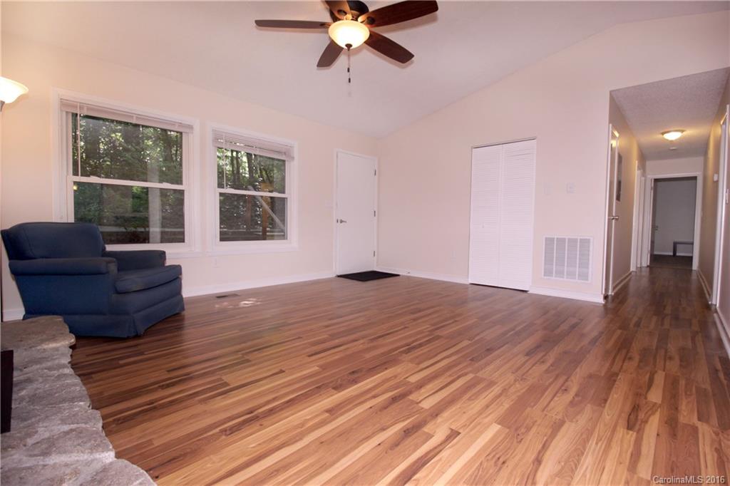 33 Holly Ridge Road, Unit 14 Pisgah Forest, NC 28768 - Photo 4 of 18 Gallery Image 4